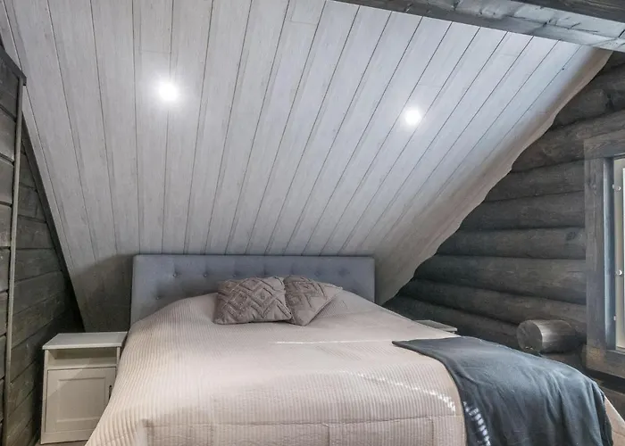 Vaaranpaeae By Interhome *